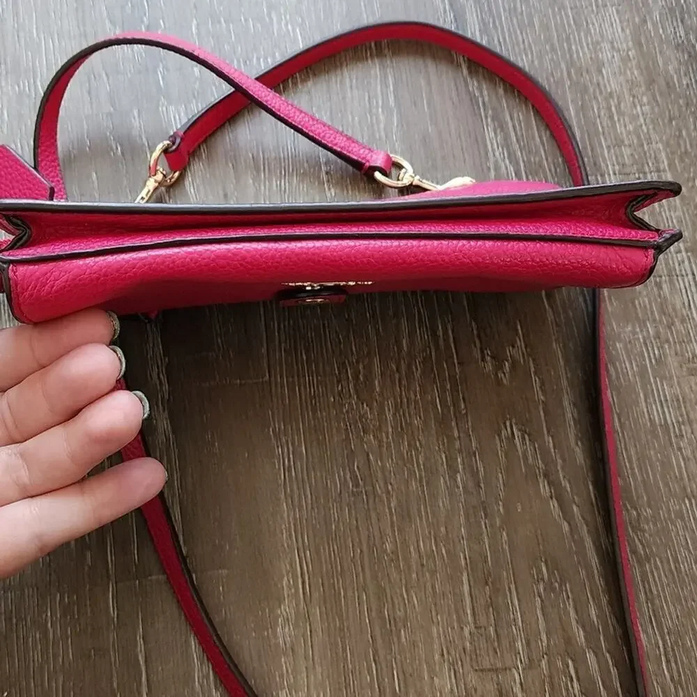 Coach Convertible Noa Pop Up Messenger In hot pink magenta purse wallet wristlet - Picture 9 of 16
